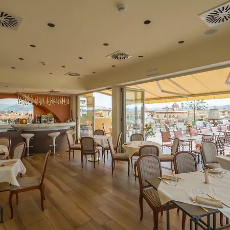 Kraft Hotel 4*