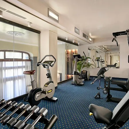Kraft Hotel 4*