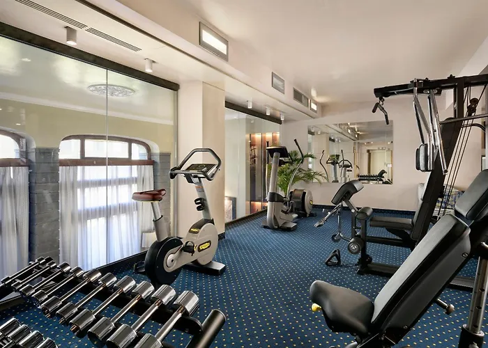 Kraft Hotel 4*