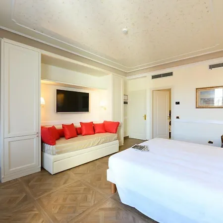 Kraft Hotel 4*